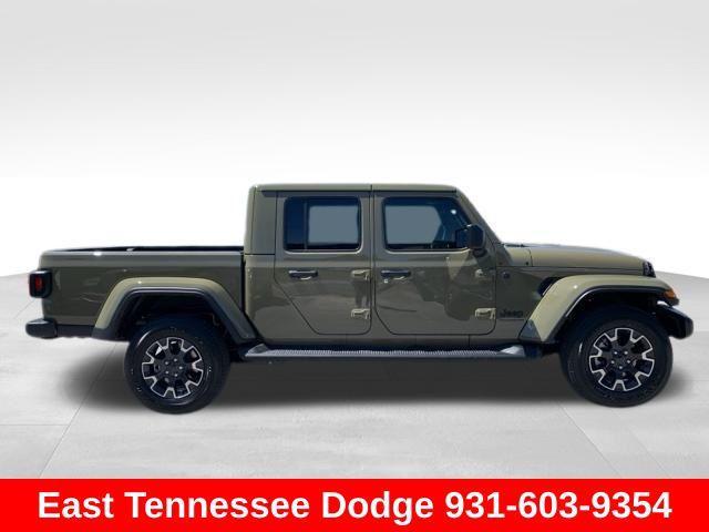 new 2025 Jeep Gladiator car, priced at $53,500