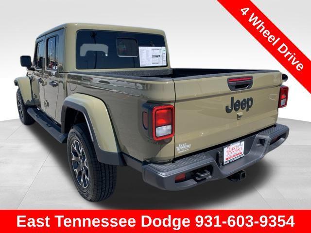 new 2025 Jeep Gladiator car, priced at $53,500