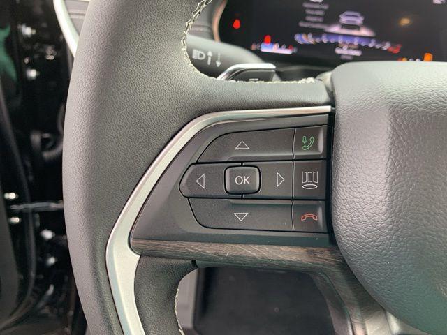 new 2025 Jeep Grand Cherokee L car, priced at $47,282