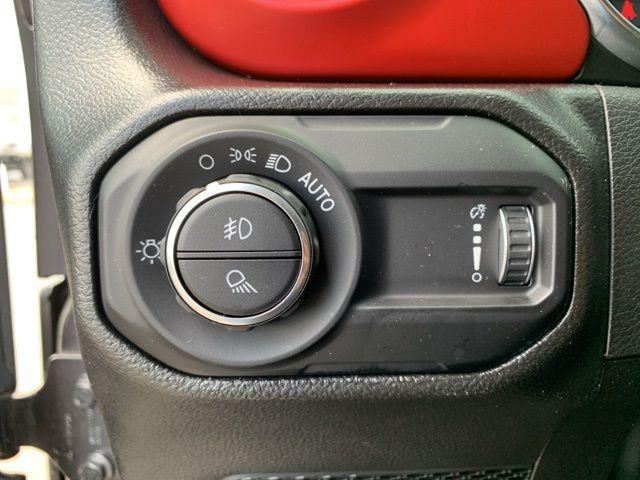 used 2023 Jeep Gladiator car, priced at $40,458