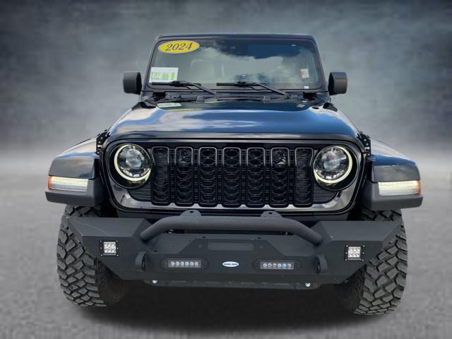 used 2024 Jeep Gladiator car, priced at $40,554