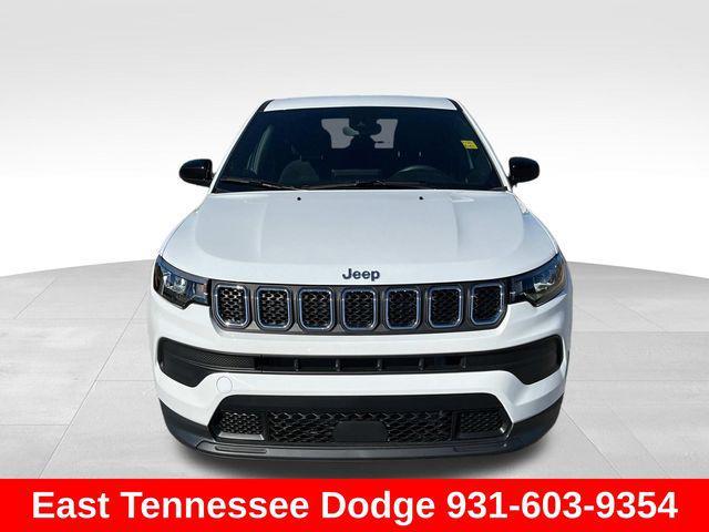 new 2024 Jeep Compass car, priced at $29,995