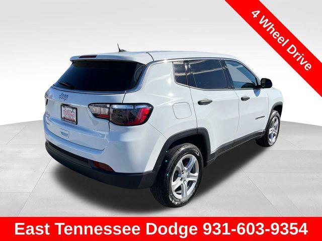 new 2024 Jeep Compass car, priced at $29,995