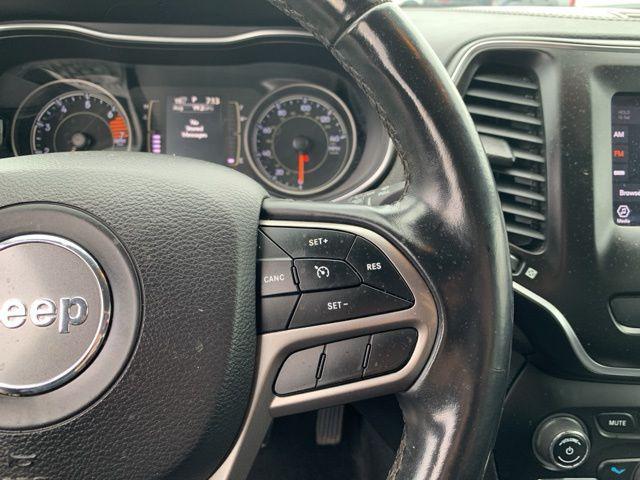 used 2019 Jeep Cherokee car, priced at $15,539