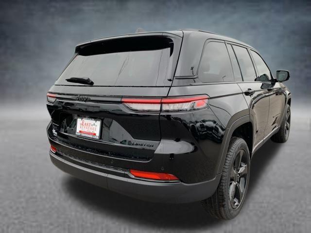 new 2025 Jeep Grand Cherokee car, priced at $50,231