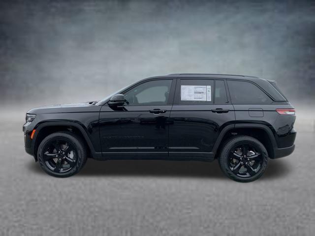 new 2025 Jeep Grand Cherokee car, priced at $50,231