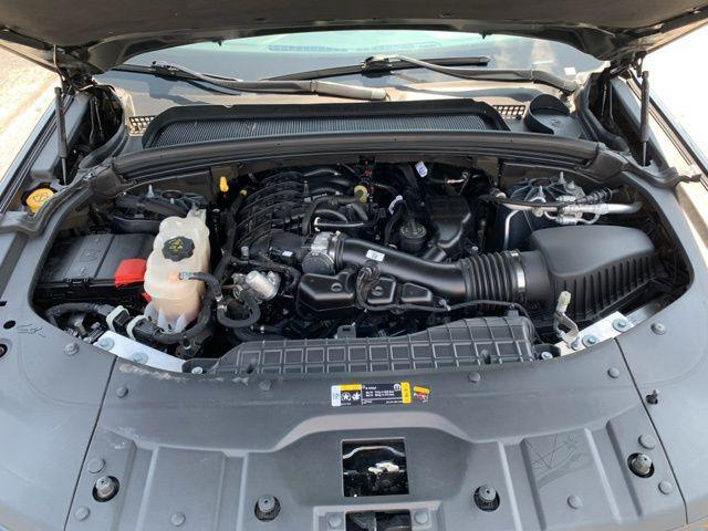 used 2024 Jeep Grand Cherokee car, priced at $33,261
