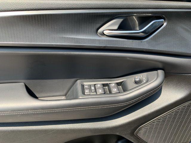 used 2024 Jeep Grand Cherokee car, priced at $33,261
