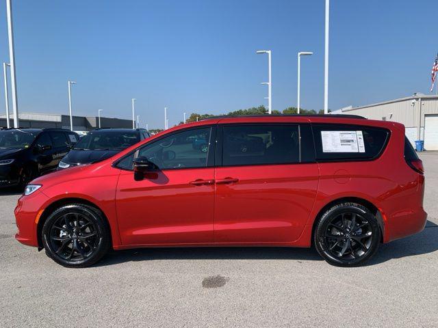 new 2026 Chrysler Pacifica car, priced at $50,780