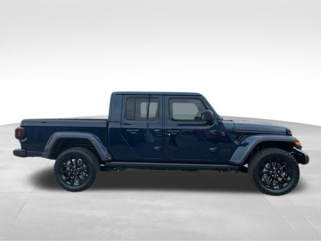 new 2025 Jeep Gladiator car, priced at $46,335