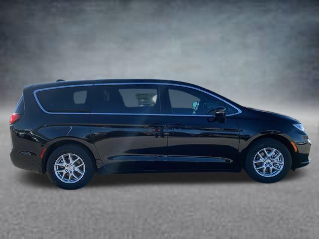 new 2025 Chrysler Pacifica car, priced at $42,497