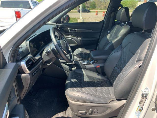 used 2024 Kia Telluride car, priced at $39,821