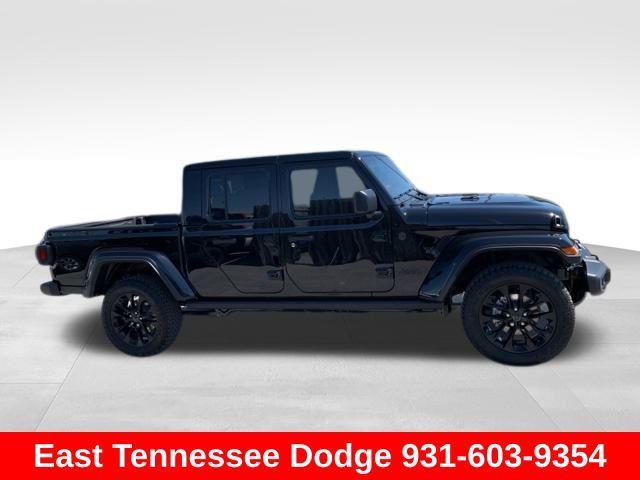 new 2025 Jeep Gladiator car, priced at $46,035