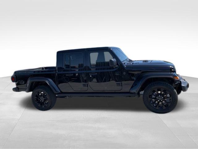 new 2025 Jeep Gladiator car, priced at $46,035