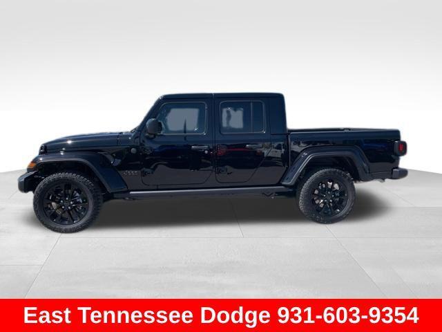 new 2025 Jeep Gladiator car, priced at $46,035