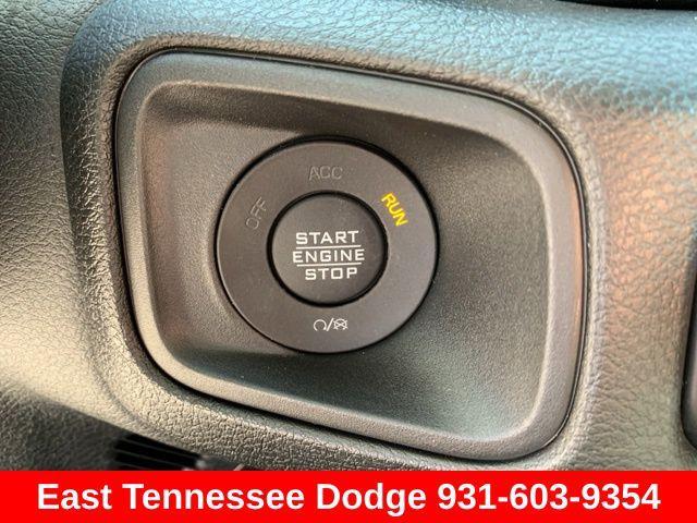 new 2025 Jeep Gladiator car, priced at $46,035