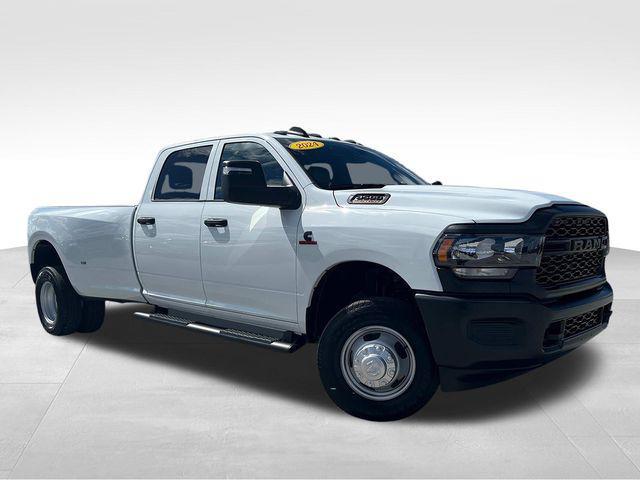 new 2024 Ram 3500 car, priced at $60,027