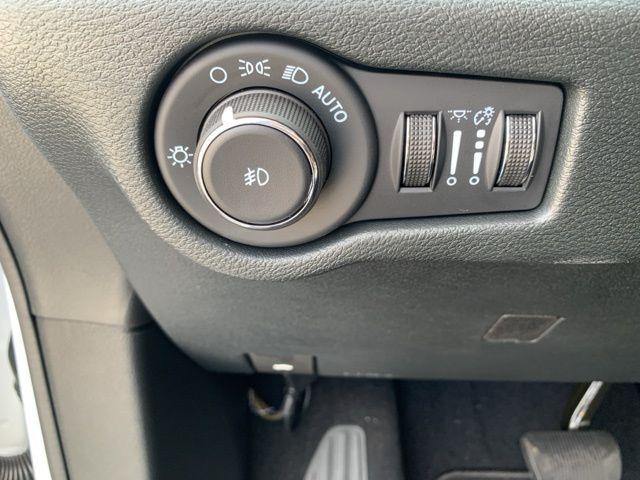 new 2026 Chrysler Pacifica car, priced at $42,905