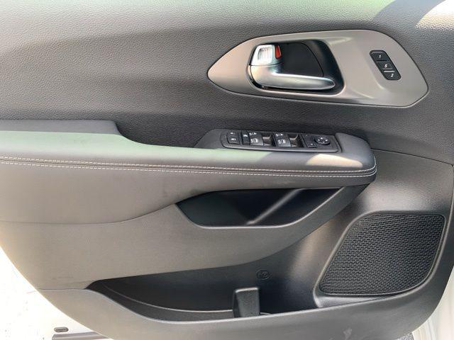 new 2026 Chrysler Pacifica car, priced at $42,905