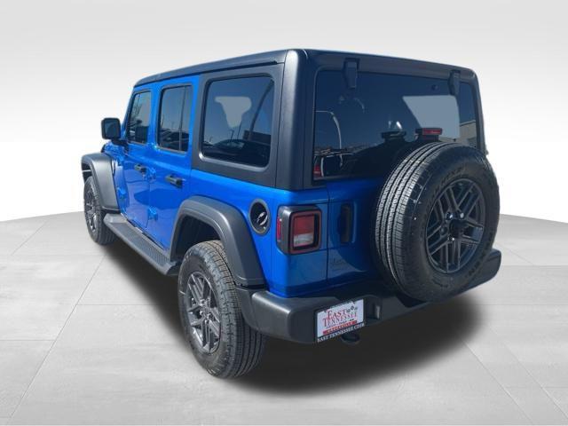 new 2025 Jeep Wrangler car, priced at $46,857