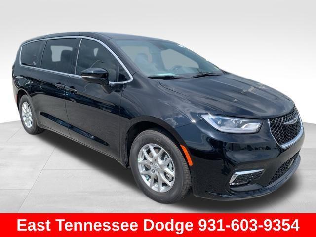 new 2026 Chrysler Pacifica car, priced at $43,460