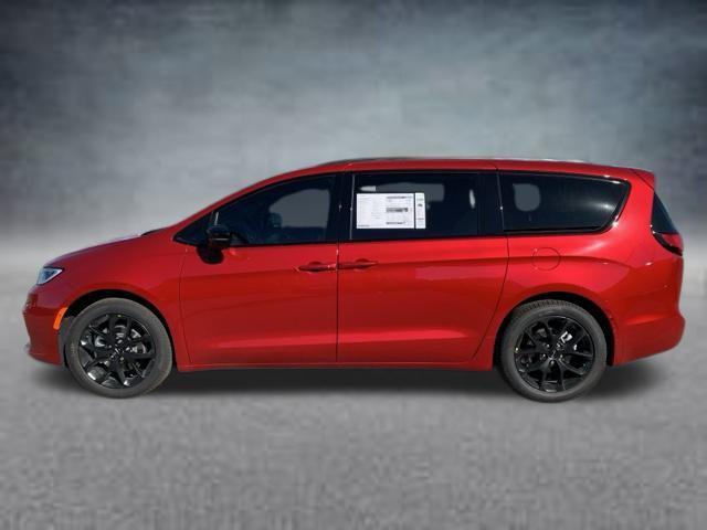 new 2025 Chrysler Pacifica car, priced at $49,557