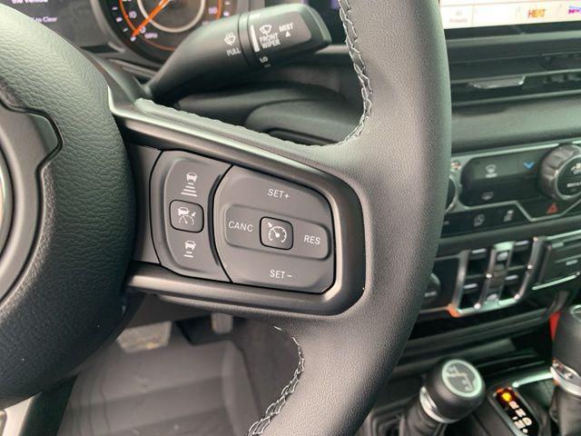new 2025 Jeep Gladiator car, priced at $46,610