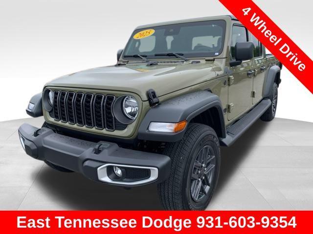 new 2025 Jeep Gladiator car, priced at $46,610