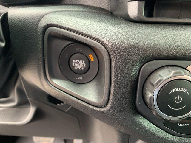 new 2025 Jeep Gladiator car, priced at $46,610