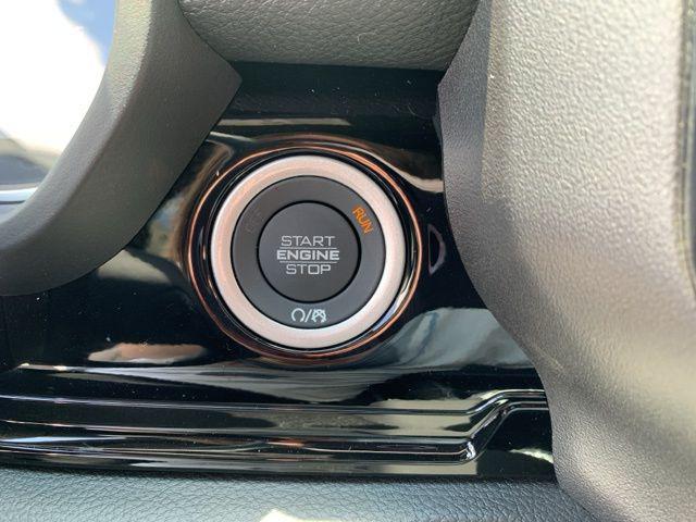 new 2025 Ram 1500 car, priced at $73,305