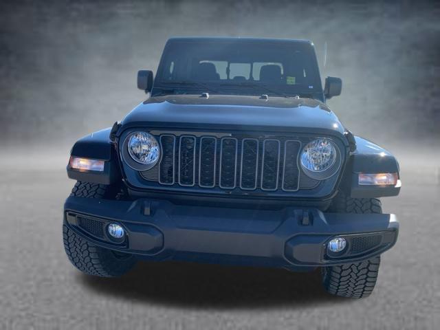 new 2025 Jeep Gladiator car, priced at $42,181