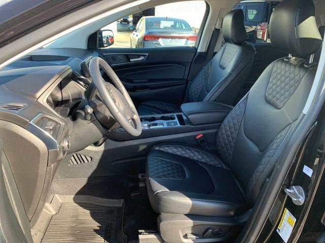 used 2024 Ford Edge car, priced at $39,522