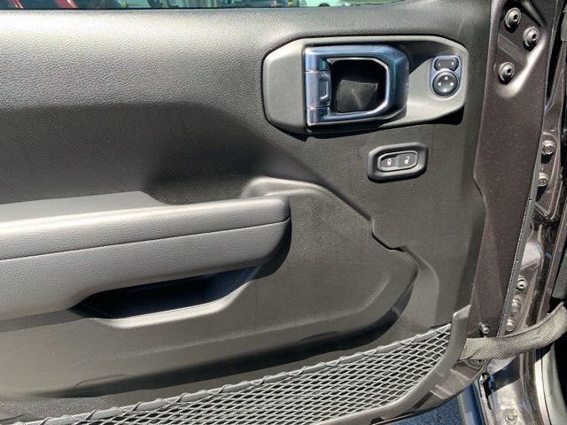 new 2025 Jeep Gladiator car, priced at $55,555