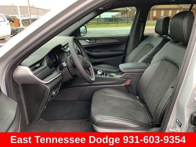 new 2025 Jeep Grand Cherokee car, priced at $48,175