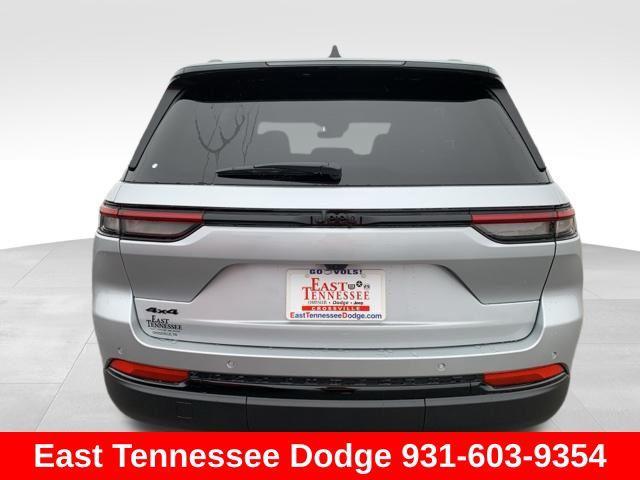 new 2025 Jeep Grand Cherokee car, priced at $48,175