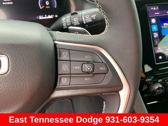 new 2025 Jeep Grand Cherokee car, priced at $48,175