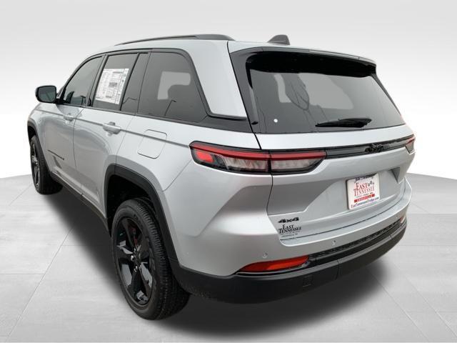 new 2025 Jeep Grand Cherokee car, priced at $48,175