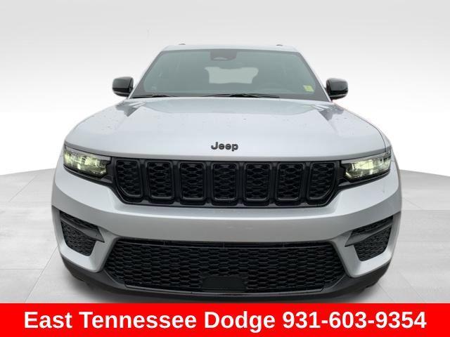 new 2025 Jeep Grand Cherokee car, priced at $48,175