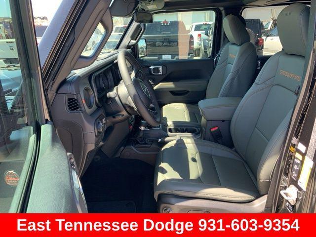 new 2025 Jeep Gladiator car, priced at $58,575