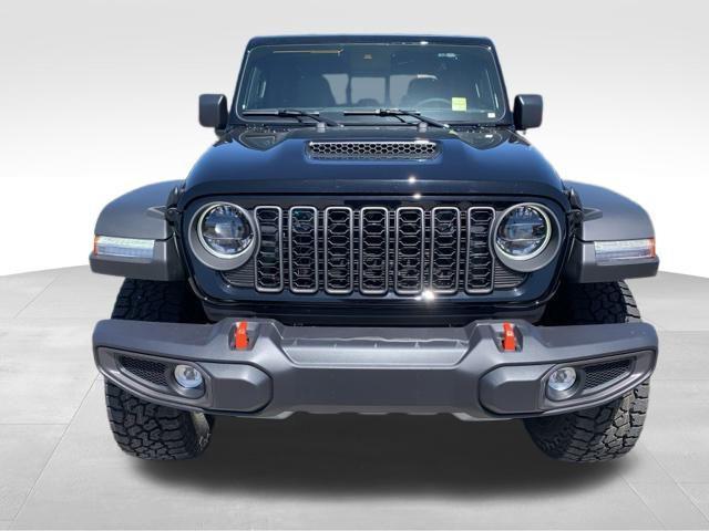 new 2025 Jeep Gladiator car, priced at $58,575