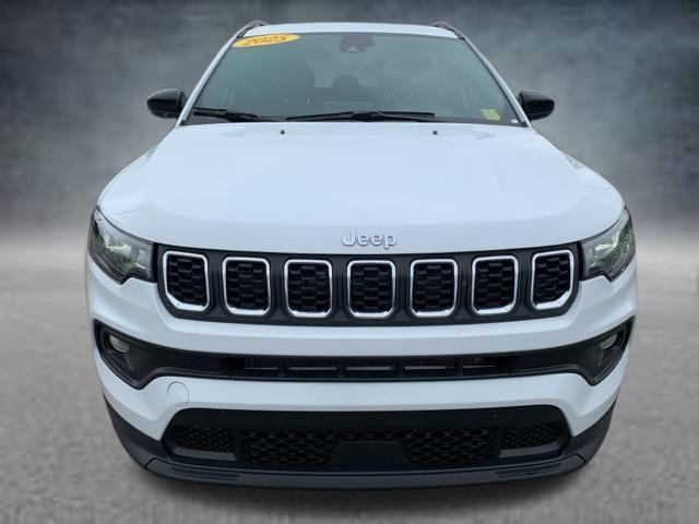 new 2025 Jeep Compass car, priced at $28,252