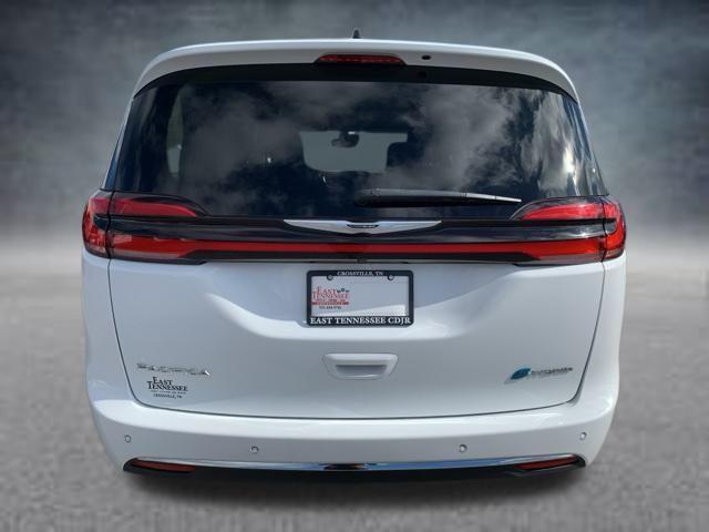 used 2023 Chrysler Pacifica Hybrid car, priced at $24,964