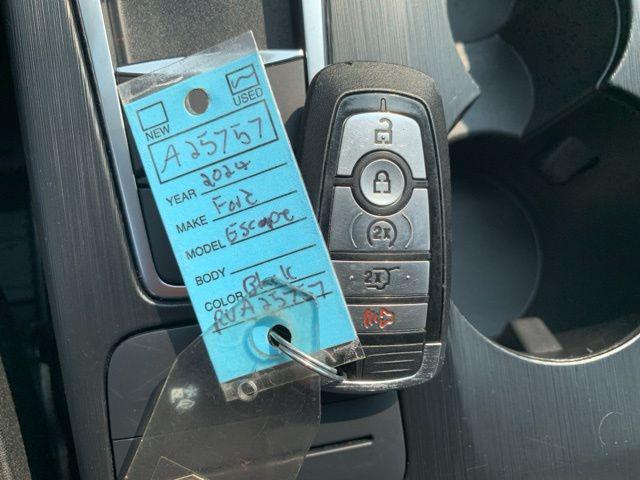 used 2024 Ford Escape car, priced at $23,998
