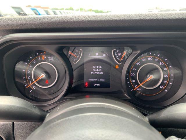 new 2025 Jeep Gladiator car, priced at $46,610