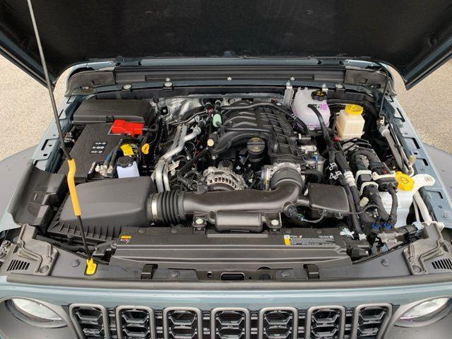 new 2025 Jeep Gladiator car, priced at $46,610