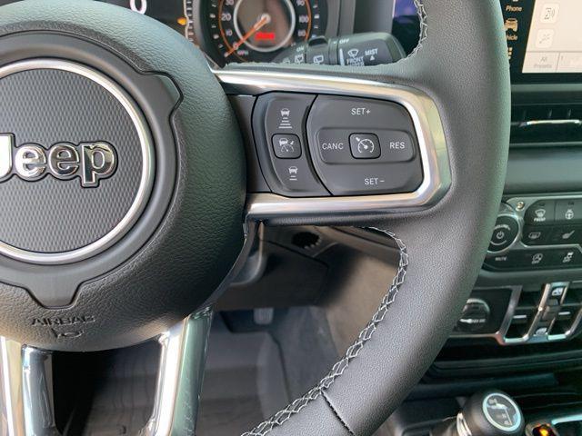 new 2025 Jeep Wrangler car, priced at $53,725