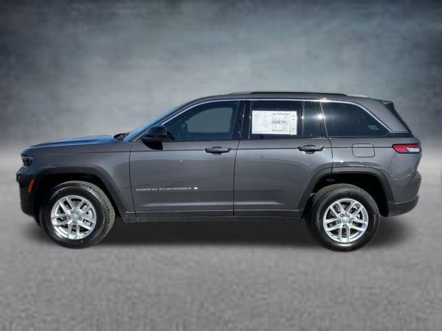 new 2025 Jeep Grand Cherokee car, priced at $40,748