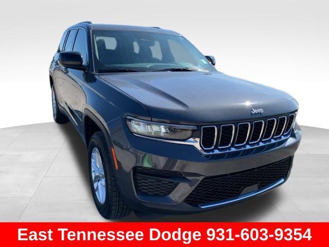 new 2025 Jeep Grand Cherokee car, priced at $42,175