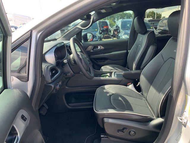 new 2026 Chrysler Pacifica car, priced at $54,670