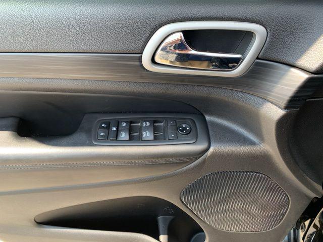 used 2021 Jeep Grand Cherokee car, priced at $24,391